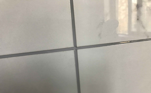 地磚壓墻磚如何美縫